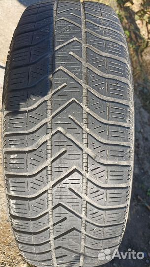 Pirelli Winter SnowControl Serie III 195/65 R15