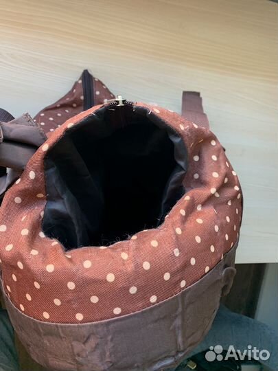 Переноска для кошек и маленьких собак