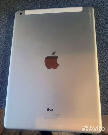 iPad Air (Wi-Fi + Cellular)