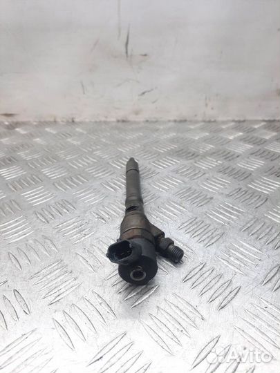 Форсунка Kia Sportage внедорожник 2.0 D4EA 2005