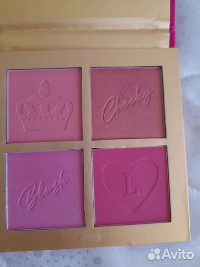 Пателка румян/теней