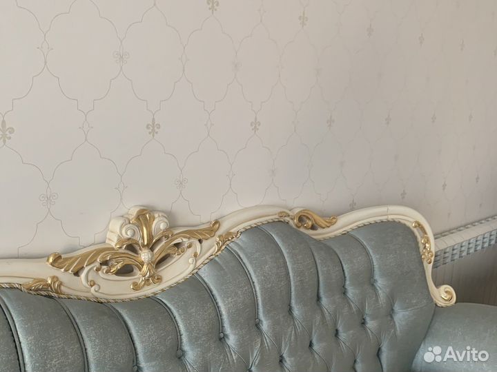 Диван и два кресло