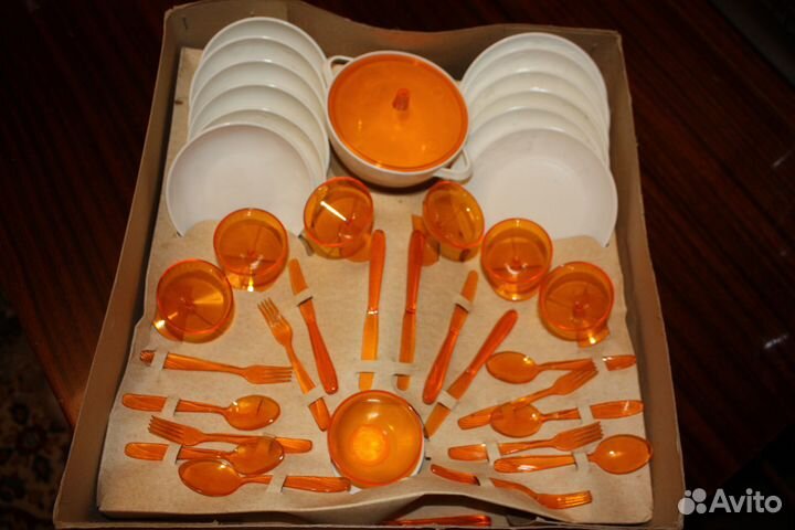 Столовый сервиз для кукол