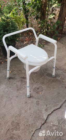 Кресло туалет для пожилых