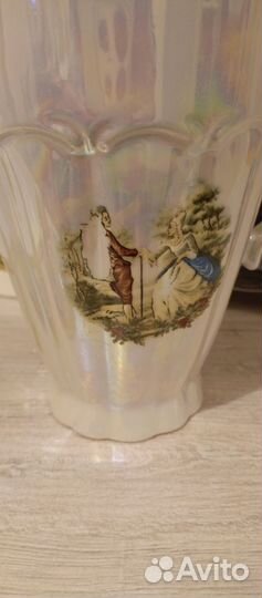 Заварочный чайник и молочник