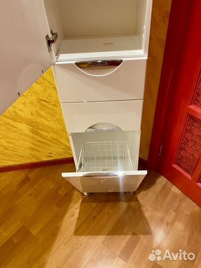 Шкаф пенал для ванной бу