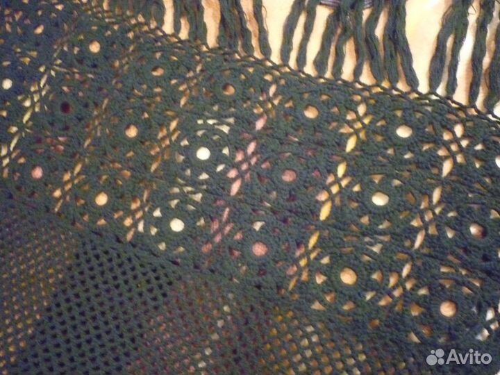 Продаю шаль ручной работы