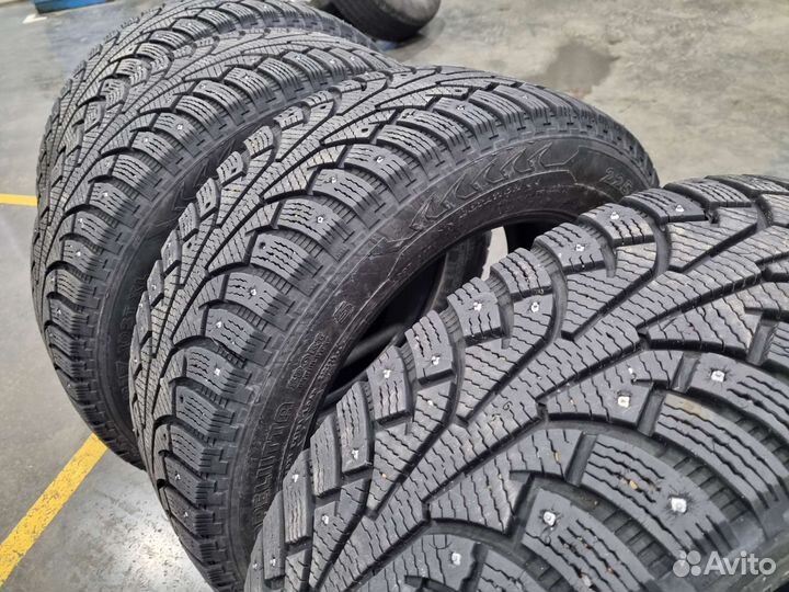 Nokian Tyres Hakkapeliitta 5 225/60 R17