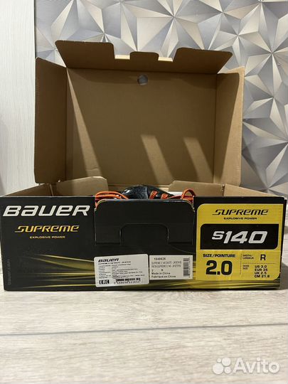 Коньки хоккейные размер 33 и 35