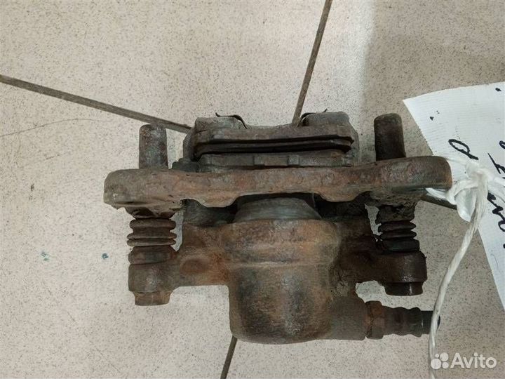 Суппорт задний правый Mitsubishi Lancer 9 CS 2000