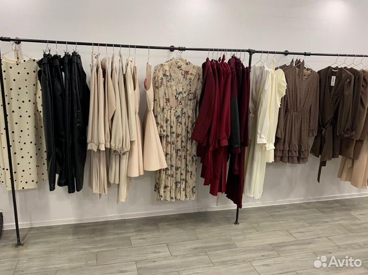 Шоурум женской одежды