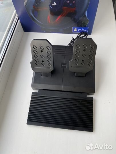 Руль Hori Wireless Racing Wheel Арех для пк и PS4