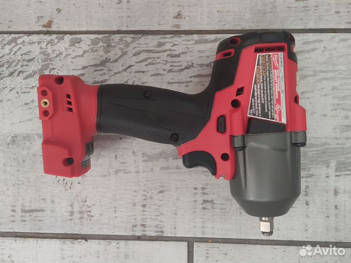 Milwaukee гайковерт 2852-20