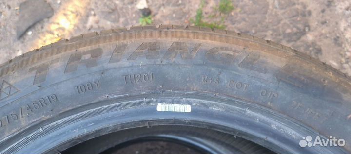 Triangle TH201 Sportex 275/45 R19