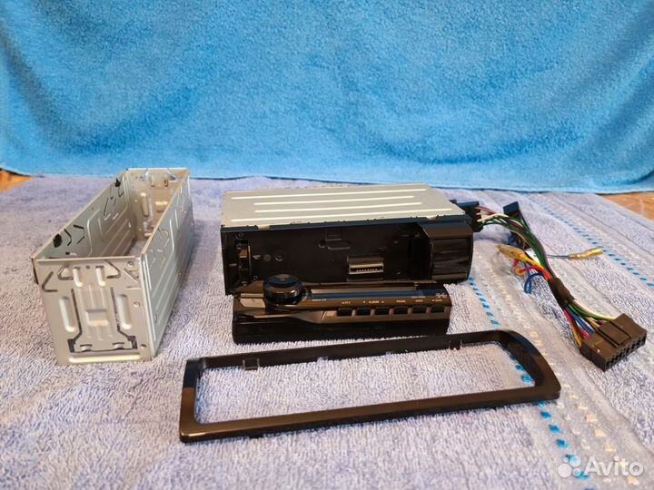 Автомагнитола sony DSX-A30E