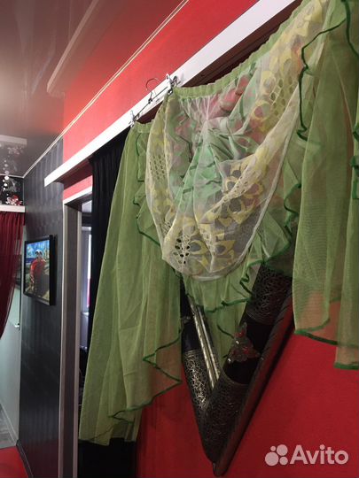 Шторы на кухню зелёные