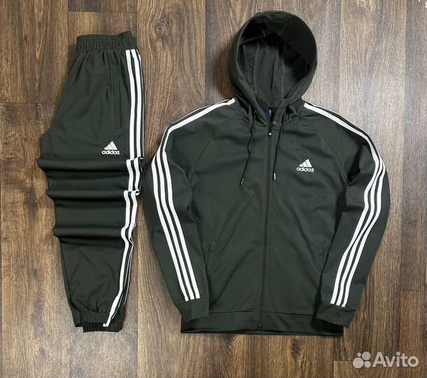 Спортивные костюмы Adidas