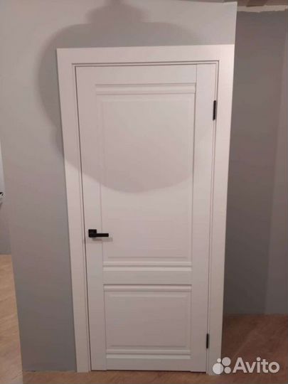 Дверь межкомнатная белая классика комплект