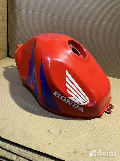 Honda Cbr919rr топливный бак