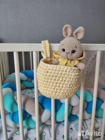 Вязаный заяц. Игрушка вязаная