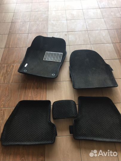 Автомобильные коврики eva
