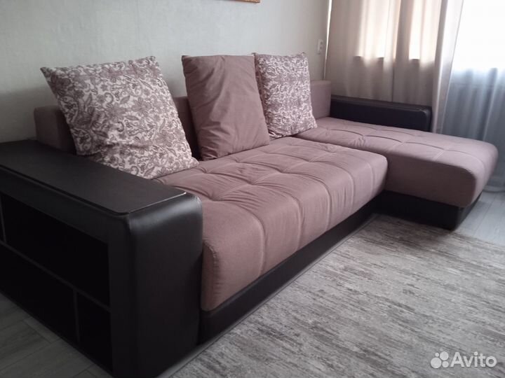 Угловой диван бу
