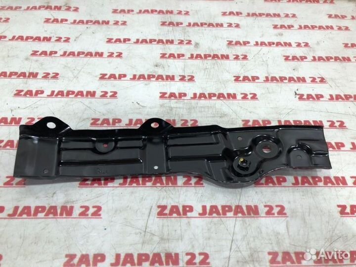 Кронштейн бампера задний левый Mitsubishi Pajero