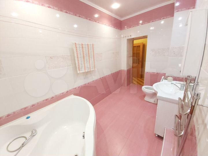 3-к. квартира, 60 м², 2/2 эт.