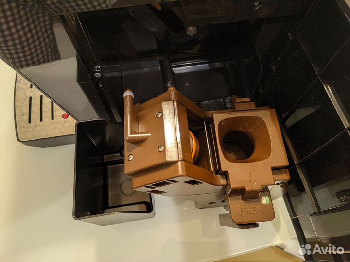 Кофемашина автоматическая Polaris pacm 2065AC