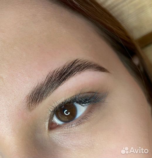 Мастер бровист