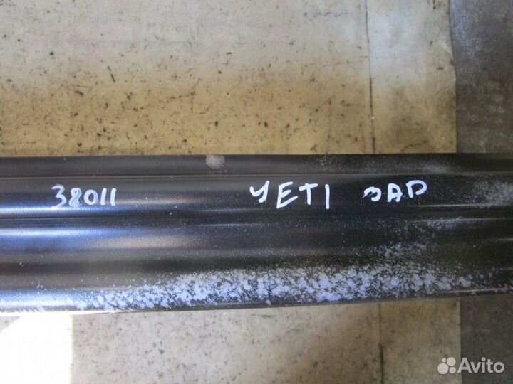 Усилитель заднего бампера Skoda Yeti 2009-2018 (5L