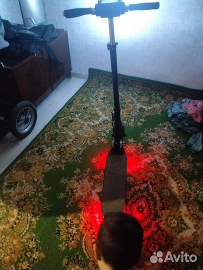 Самокат взрослый электрический бу