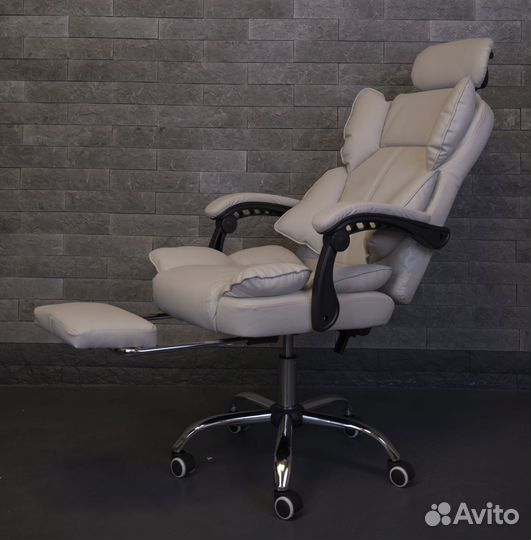 Офисное кресло (геймерское). Кресло для директора