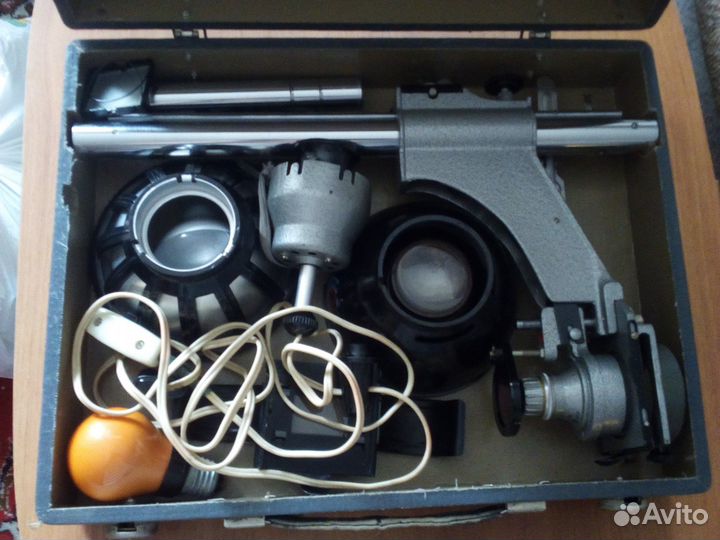 Фотоувеличитель, глянцеватель, рамка для кадрирова