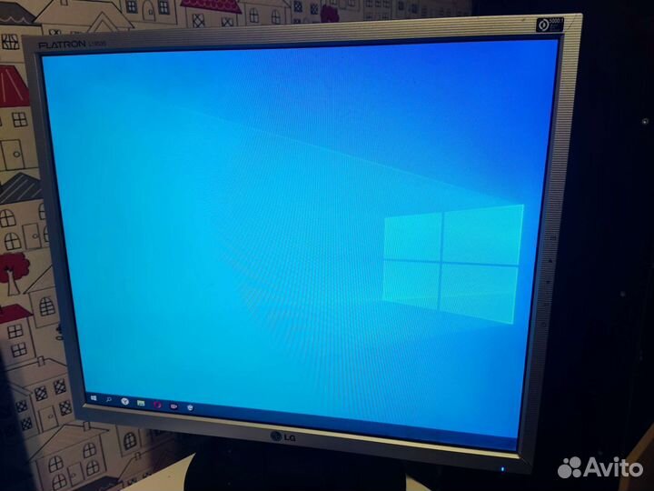 Монитор LG