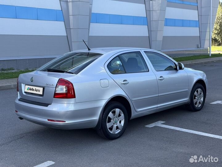 Skoda Octavia 1.6 AT, 2012, 102 992 км