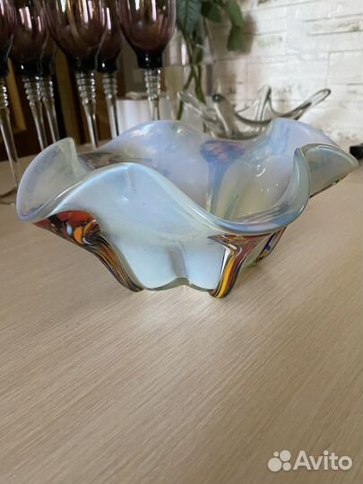 Вазы и фужеры цветное стекло