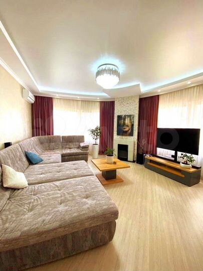 3-к. квартира, 95 м², 4/5 эт.