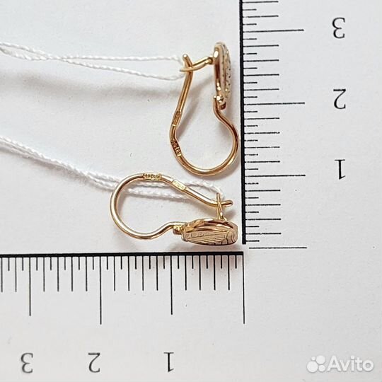 Золотые серьги