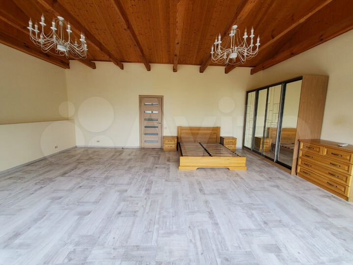 3-к. квартира, 119,5 м², 4/5 эт.