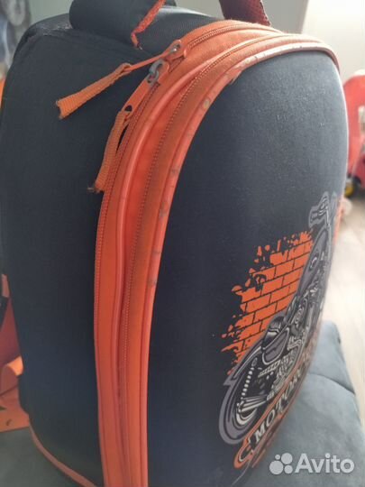 Школьный рюкзак