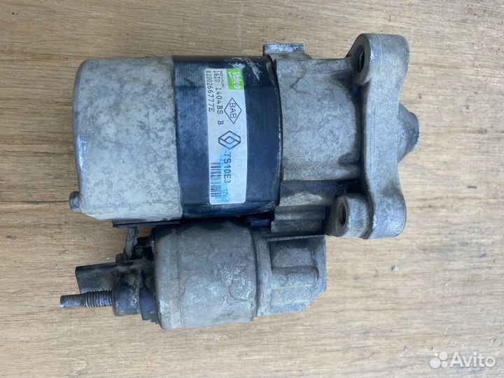 Стартер Reno Sandero