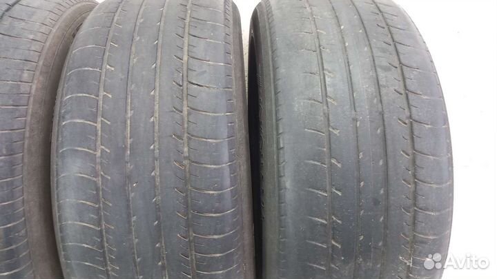 Yokohama dB Decibel E70 215/55 R17 93V