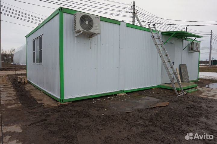 Модульное здание из блок контейнеров / бытовок