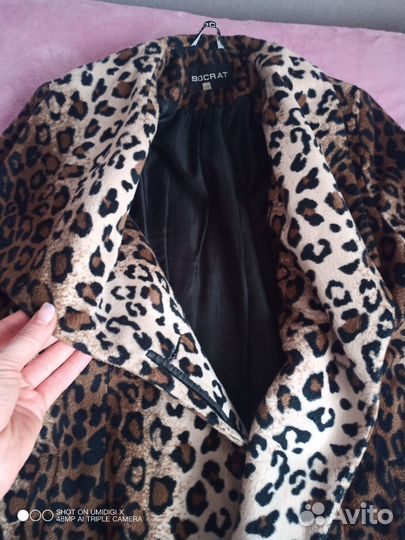 Пальто женское леопардовое 44 р