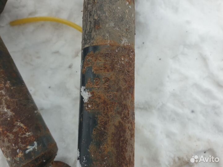 Задние стойки в сборе Nissan Almera Classic B10