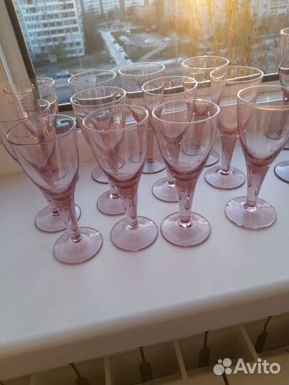 Бокалы,рюмки СССР александритовое стекло