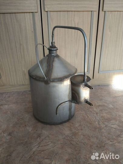 Дистиллятор, самогонный аппарат