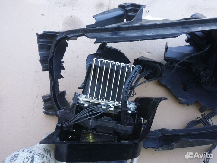 Фара левая Citroen C5 Aircross