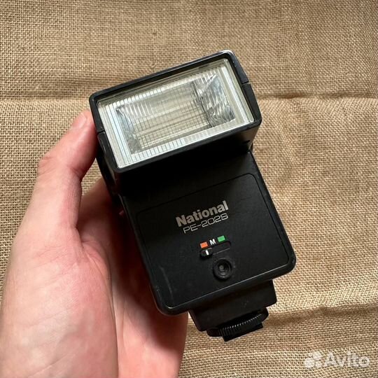 Вспышка National PE-202S